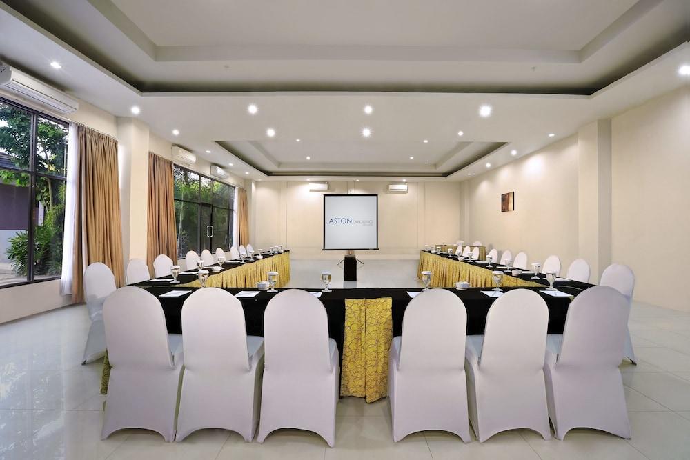 Aston Tanjung City Hotel Екстериор снимка