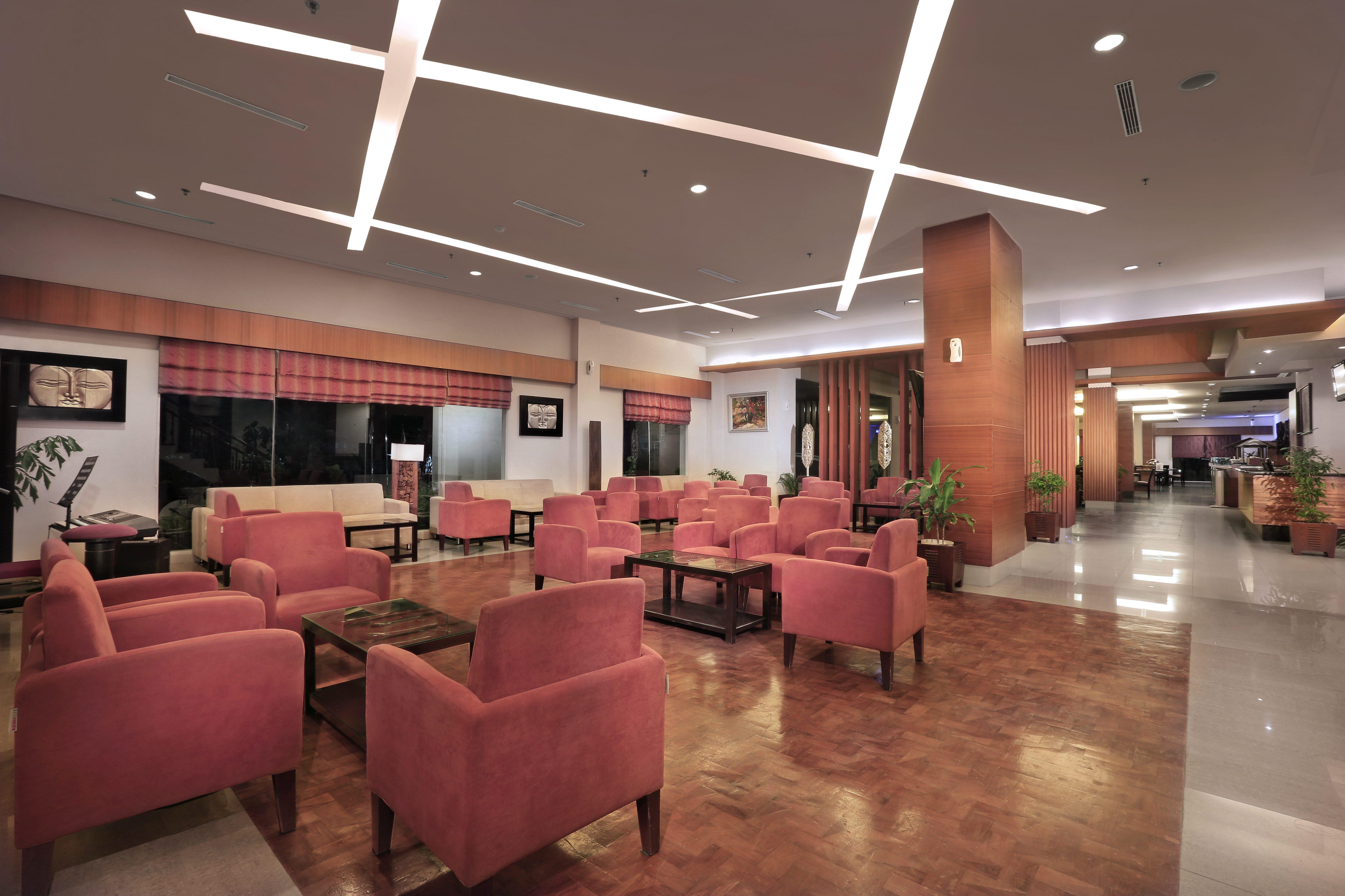 Aston Tanjung City Hotel Екстериор снимка